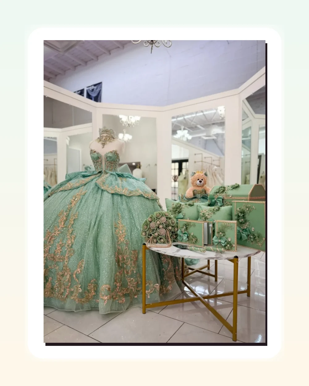 Tiana verde con accesorios